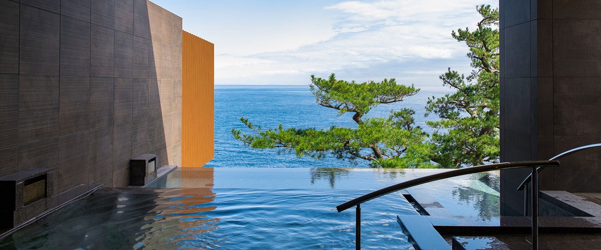 絶景のプレミアムリゾート ホテルロイヤルウイング