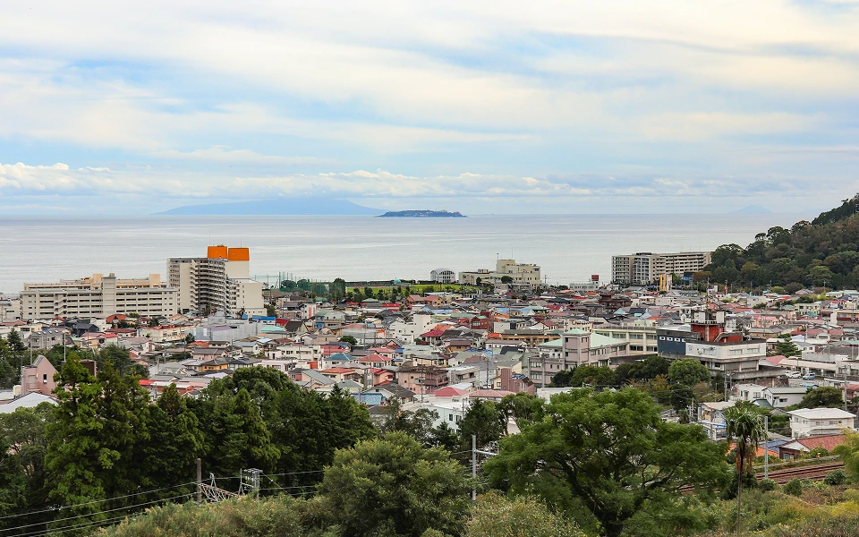 写真：上空から見た伊豆湯河原温泉