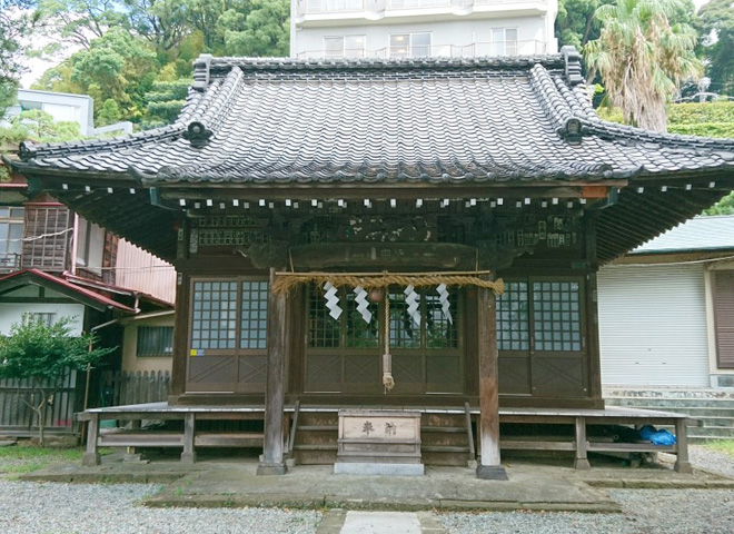 湯前神社